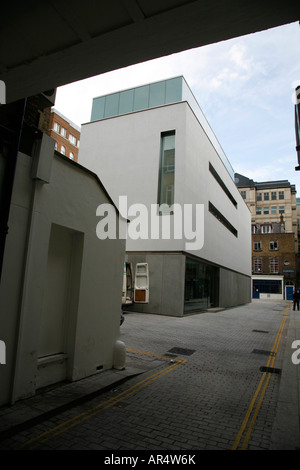 White Cube gallery in Masons Yard in St James, London Stock Photo