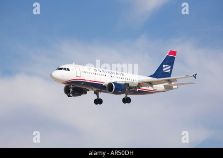 An Airbus A319 A320 of US Airways on final approach Stock Photo