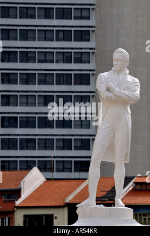 Statue of Sir Stamford Raffles, the founder of Singapore in 1819. Stock Photo