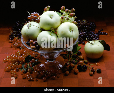 fruit bowl with apples and raspberries Stock Photo