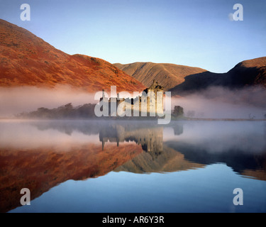 GB - SCOTLAND:  Kilchurn Castle on Loch Awe Stock Photo