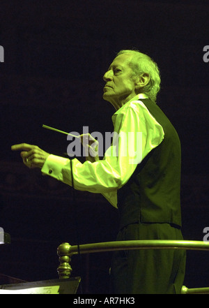 British film composer John Barry (1933-2011) in concert at Royal Albert Hall, London, UK. 28th September 2006. Stock Photo