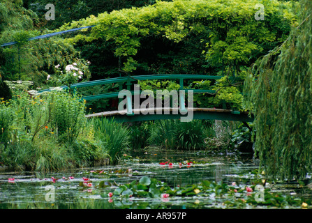 The Wisteria covered Japanese Bridge over the Lily Pond at Giverny Stock Photo