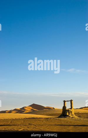 Well of water in the dry desert of Sahara Morocco Stock Photo