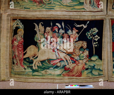 Angers Tapisserie der Apokalypse von Angers La Tenture de l'Apocalypse d'Angers Sixième trompette : les anges de l'Euphrate (1,5 Stock Photo