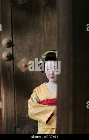 Umechika 22 year old Maiko from Kamishichiken district Kyoto Japan 18 10 2005 Stock Photo