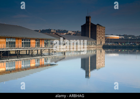 City Quay Reflection Dundee Stock Photo