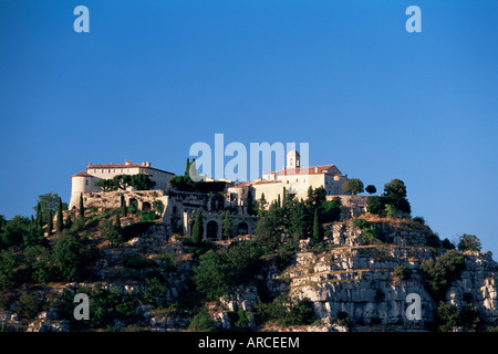 Clifftop village perched high above the Loup valley, Gourdon, Alpes-Maritimes, Provence, France, Europe Stock Photo