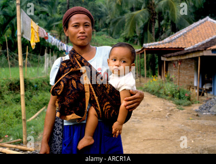 Indonesian store baby sling