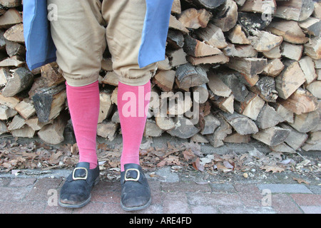 Colonial Williamsburg Virginia,Duke of Gloucester Street,shoemaker by firewood,VA 121103 0014 Stock Photo