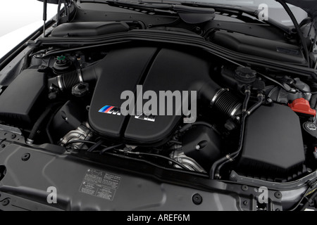 2006 BMW M5 in Silver - Dashboard, center console, gear shifter view