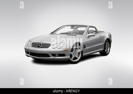 2006 Mercedes-Benz SL55 AMG in Silver - Front seats Stock Photo - Alamy