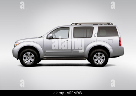 2006 Nissan Pathfinder LE in Silver - Drivers Side Profile Stock Photo