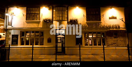 Witch and Wardrobe public house by River Witham in Lincoln City Centre at Night Stock Photo