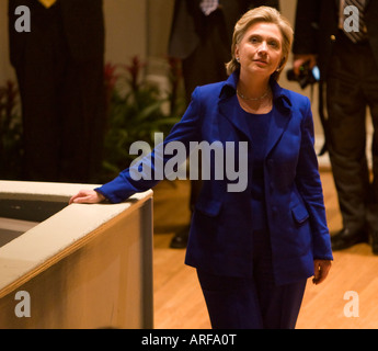 Sen. Hillary Clinton (D-NY) was a guest speaker for Larry Sabato's American Politics class at the Univ. of VA in Charlottesville Stock Photo