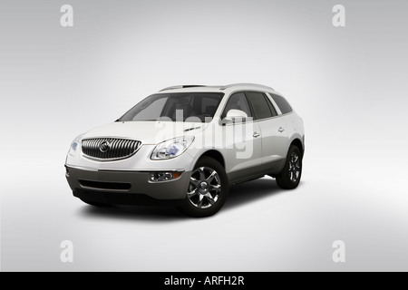 2008 Buick Enclave CXL in White - Front angle view Stock Photo