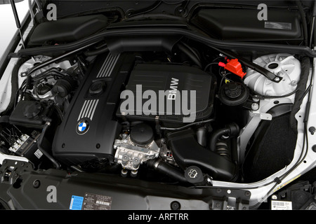 2008 BMW 5-Series 535i in Silver - Low/Wide Rear Stock Photo - Alamy