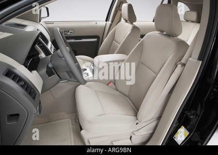 2007 Ford Edge SE in Black - Front seats Stock Photo
