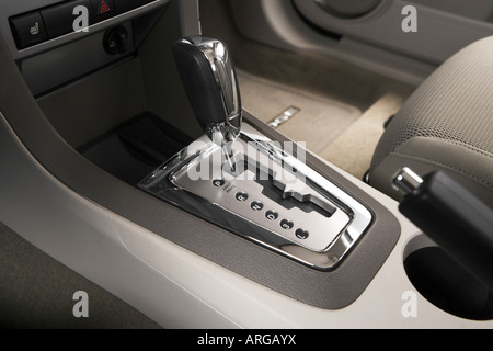 2008 Dodge Avenger SXT in Black - Gear shifter/center console Stock Photo