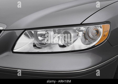 2007 Hyundai Azera Limited in Gray - Headlight Stock Photo