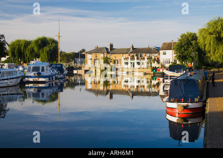 Morning sun sunshine on the waterside canal of the Great River Ouse at Ely Cambridgeshire England UK United Kingdom GB