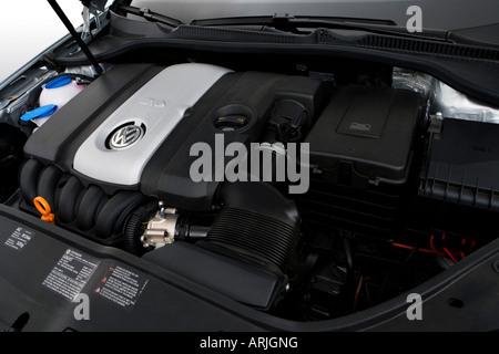 2008 Volkswagen Rabbit S in Silver - Gear shifter/center console Stock ...