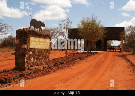 tourist-sign-at-the-entrance-to-tsavo-west-national-park-kenya-stock