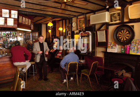 BROWN S HOTEL IN LAUGHARNE WALES WHERE DYLAN THOMAS WAS ONCE A REGULAR WHICH HAS BEEN BOUGHT BY THE ACTOR NEIL MORRISEY Stock Photo