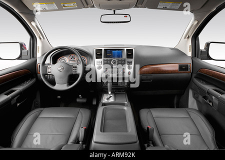 2008 nissan armada le in hi res stock photography and images Alamy