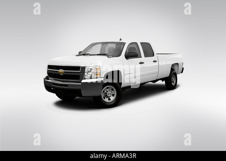 2008 Chevrolet Silverado 3500 LT in White - Front angle view Stock Photo