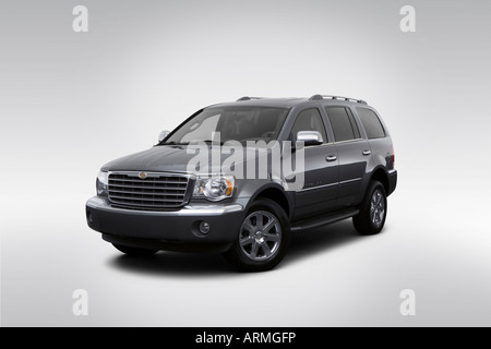 2008 Chrysler Aspen Limited in Gray - Front angle view Stock Photo