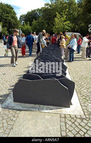Slate memorial to the 96 members of the Reichstag (who were murdered or died in concentration camps) for opposing Hitler Stock Photo