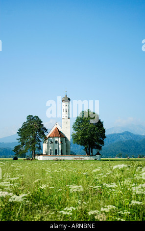 Pilgrimage church Saint Coloman in front of Mt. Tegelberg, Bavarian ...