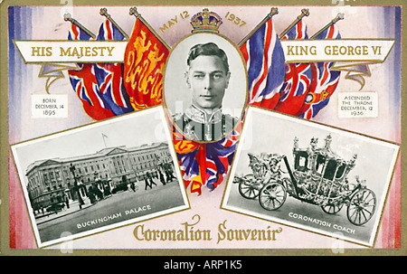 1937 Coronation postcard souvenir celebrating the crowning of King George VI with Buckingham Palace and the Coronation Coach Stock Photo