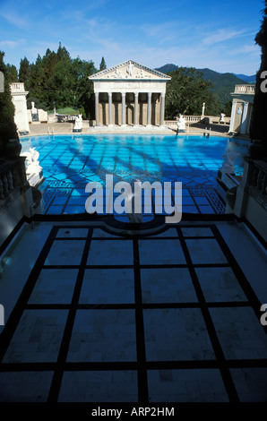 USA, California, San Simeon, Hearst Castle swimming pool with grecian architecture Stock Photo