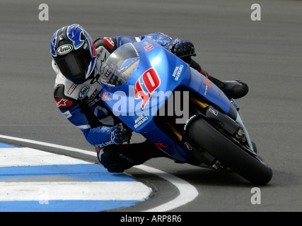 Former 500cc world champion Kenny Roberts Jr competing in a 2004 Moto GP race Stock Photo