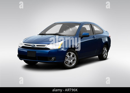 Ford Focus 2008 blue editorial photography. Image of wheels - 41816652