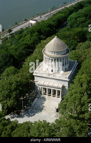 New York. USA. Grant's Tomb aka General Grant National Memorial, tomb of Ulysses S. Grant (1822–1885), 18th President of the United States. Stock Photo