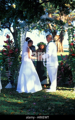 Local couple getting married  at the Waimea Plantation Cottages on the west side of the island of Kauai Stock Photo