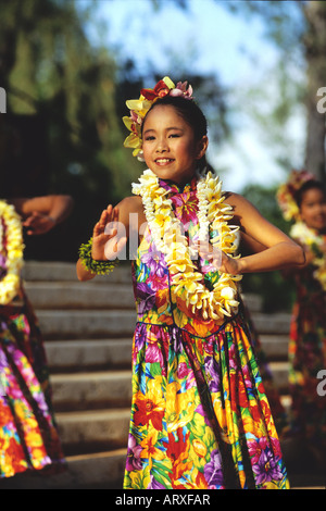 Hula dance in Kapiolani Park Waikiki Hawaii Hawaiian Islands Pacific ...