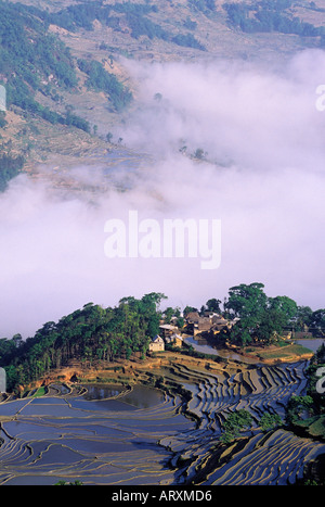 Hani rice terraces of Yuanyang in Yunnan province China 2004 Stock Photo