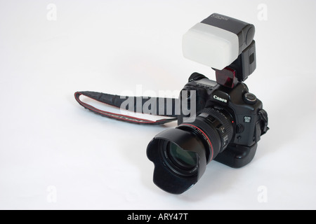 Canon 5D Digital SLR camera, with Canon 550EX speedlight flash gun. Stock Photo