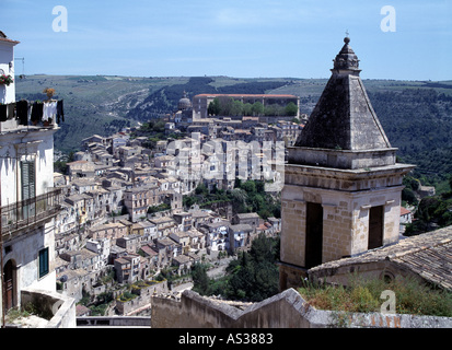 Ragusa Ibla, Stadtansicht mit S. Maria delle Scale, Westansicht Stock Photo