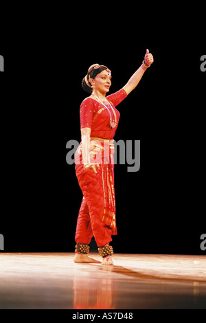 Indian Classical Dancer Malavika Sarrukkai performing a solo Bharat Natyam Dance showing emotion of veera brave India Stock Photo