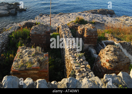 Ruins of a Roman villa on Capo di Sorrento Stock Photo - Alamy