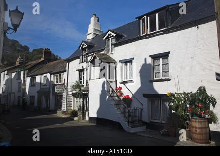 Attractive cottage in Polperro village Cornwall UK 2006 Stock Photo