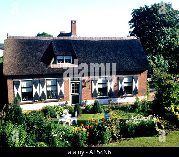 Alblasserwaard Netherlands farm house garden Stock Photo