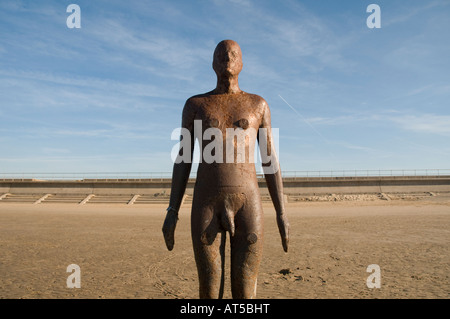Anthony Gormley 'Another Place' public art 100 life size steel figures set on the sands of Crosby Beach near Liverpool UK Stock Photo