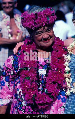 woman-in-muumuu-and-leis-kodak