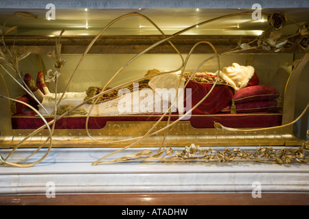 The body of the pope John XXIII, preserved in Saint Peter's Basilica, Vatican Stock Photo